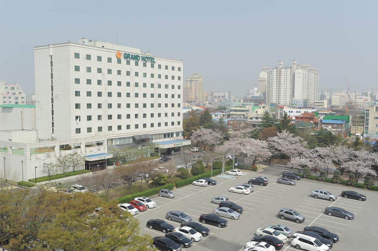 Onyang Grand Hotel 牙山市 外观 照片